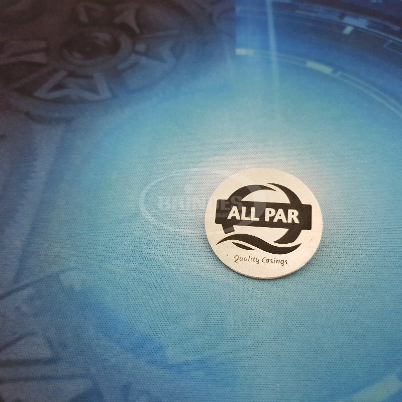 Pin Metal Circular Plata con Grabado Láser